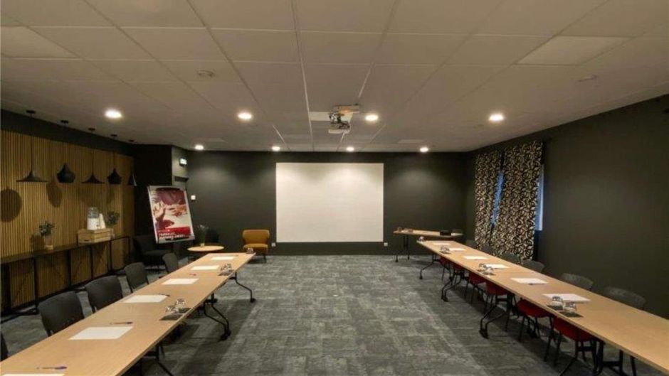 Ibis Hotel Pau-Lescar Meeting