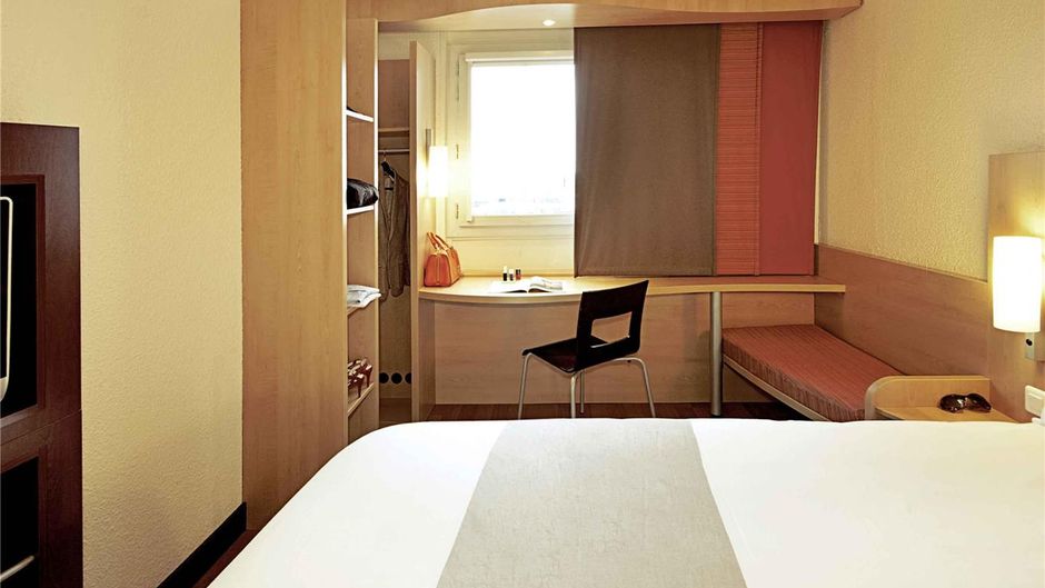 Hotel Ibis Lisboa Jose Malhoa Room