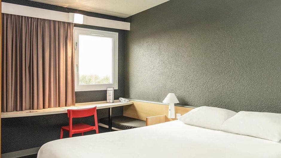 Ibis Falaise Room