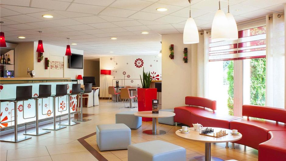Ibis Paris Velizy Exterior