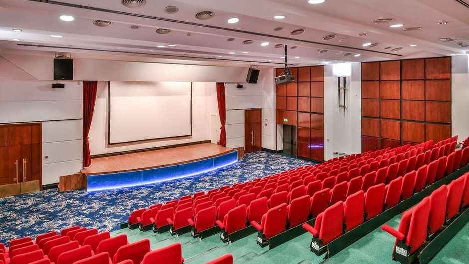 Pullman Bucharest World Trade Center Meeting