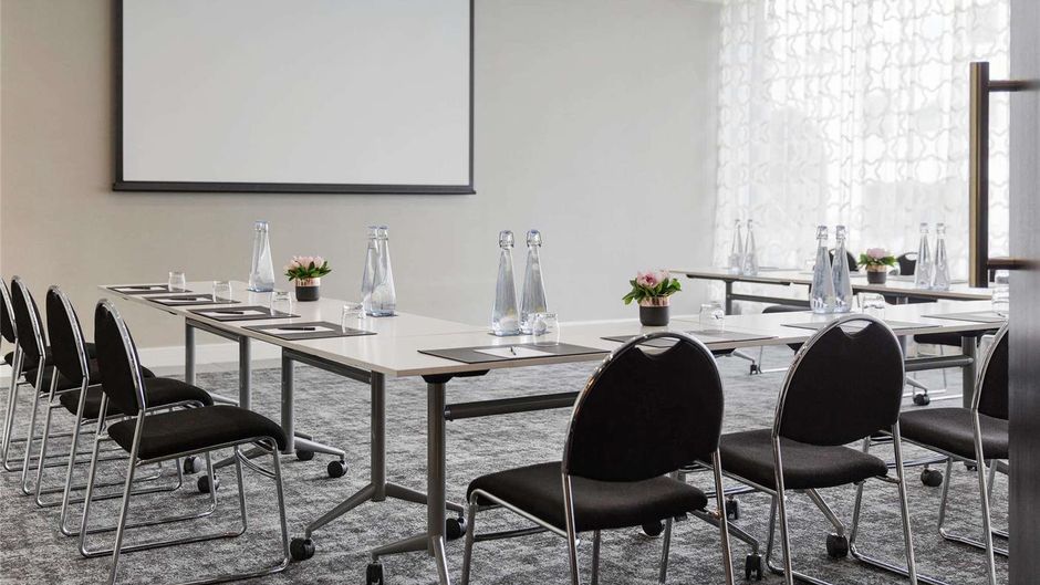 Moevenpick Hotel Auckland Meeting