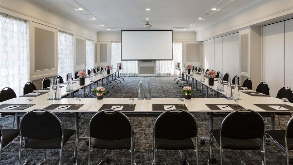 Moevenpick Hotel Auckland Meeting