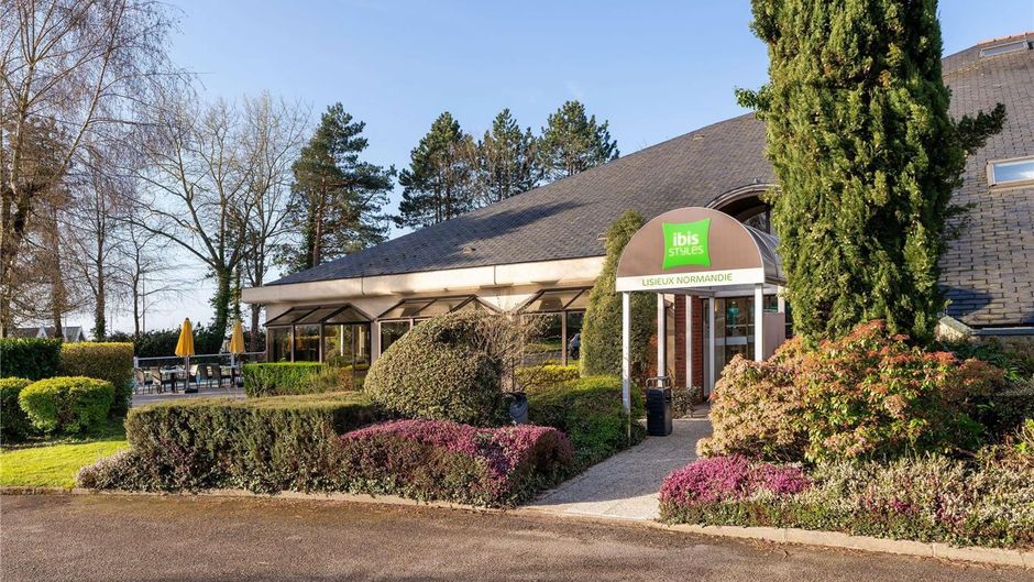 Ibis Styles Lisieux Normandie Exterior