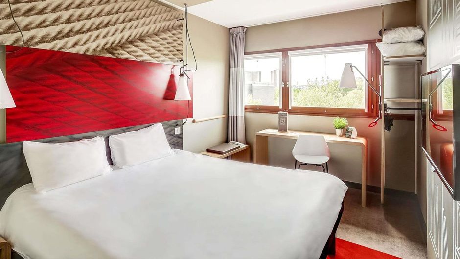 Ibis Paris Bercy Village Exterior
