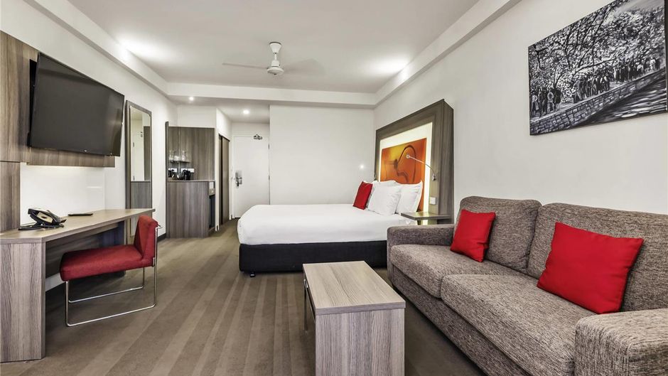 Novotel Darwin CBD Room