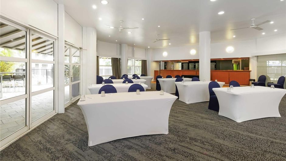 Novotel Darwin CBD Meeting