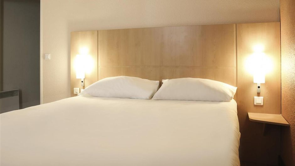 Ibis Bourg Jasseron/Teyssonge Room