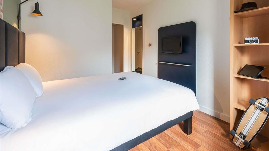 Ibis Bourg Jasseron/Teyssonge Exterior