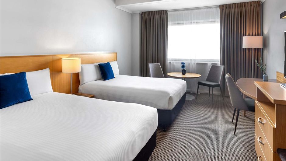 Novotel Perth Langley Exterior