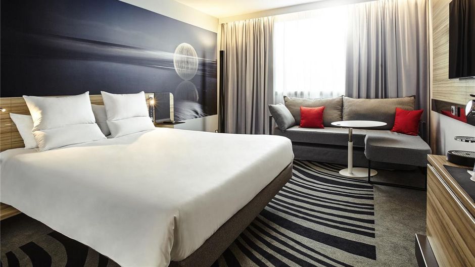 Novotel London Waterloo Room