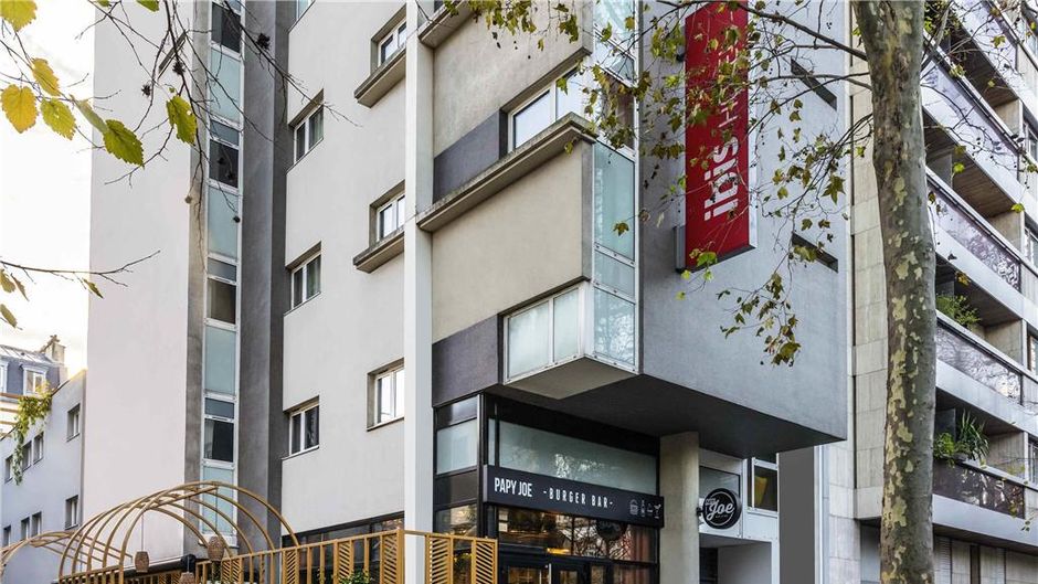 Ibis Paris Place d'Italie Exterior