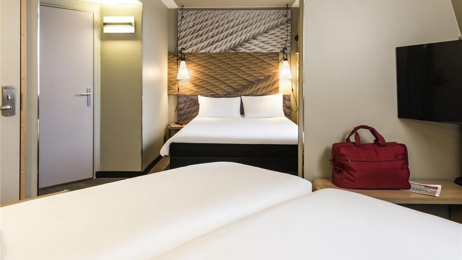 Ibis Paris Gare de Nord Room