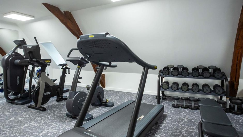 Hotel de Bourbon Mercure Bourgas Health