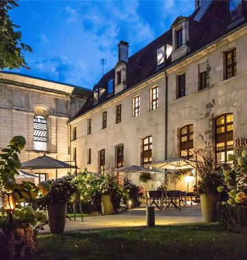 Hotel de Bourbon Mercure Bourgas