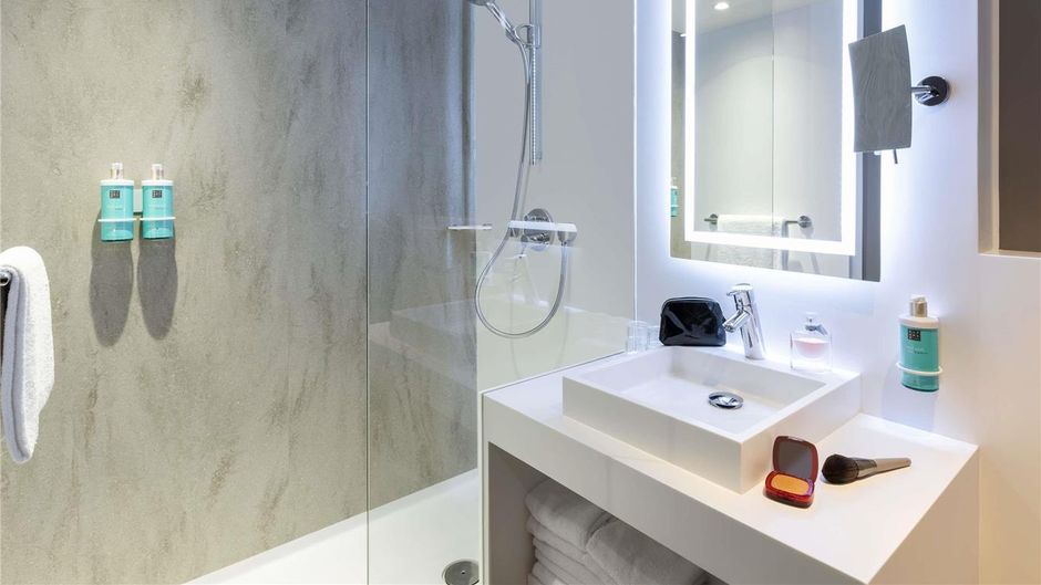 Novotel Luxembourg Kirchberg Room
