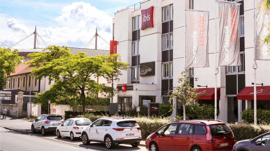 Ibis Paris St Denis Ouest Exterior