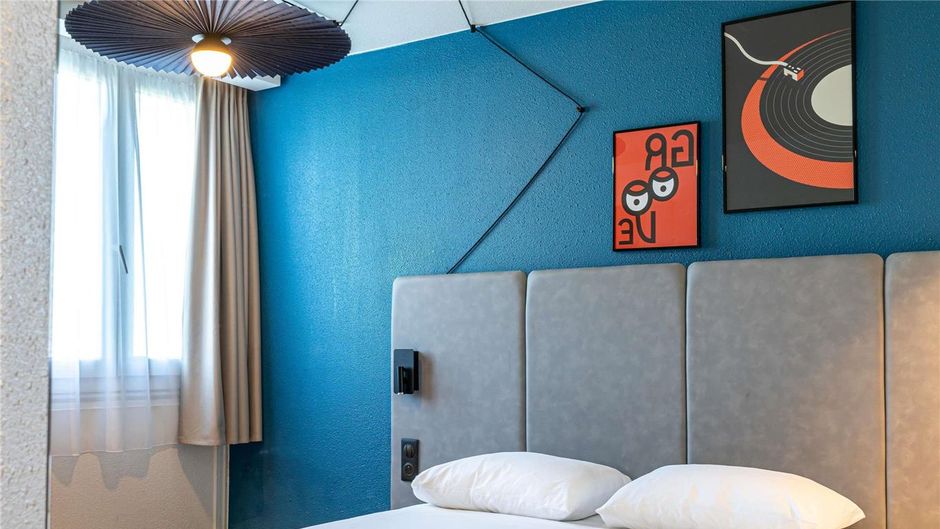Ibis Paris St Denis Ouest Room