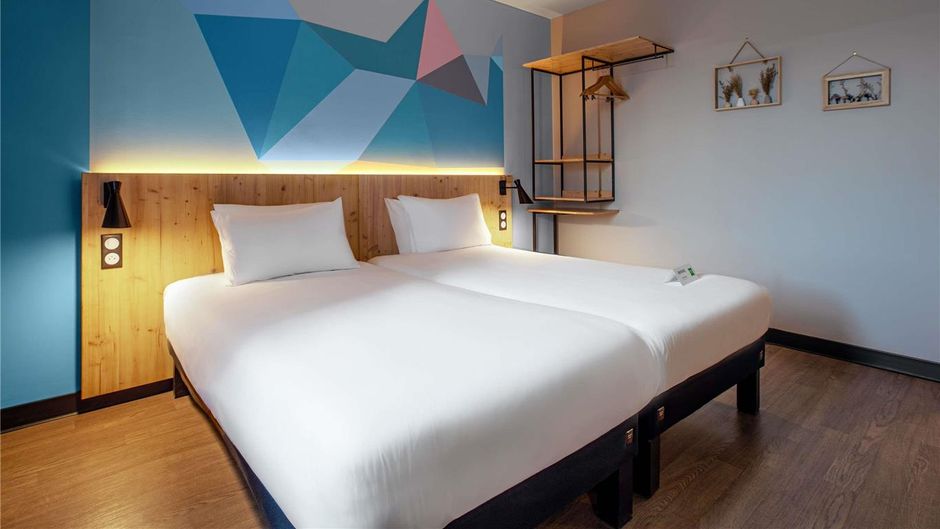 ibis Styles Evry Lisses Room