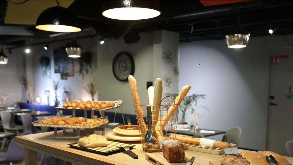 ibis Styles Evry Lisses Restaurant