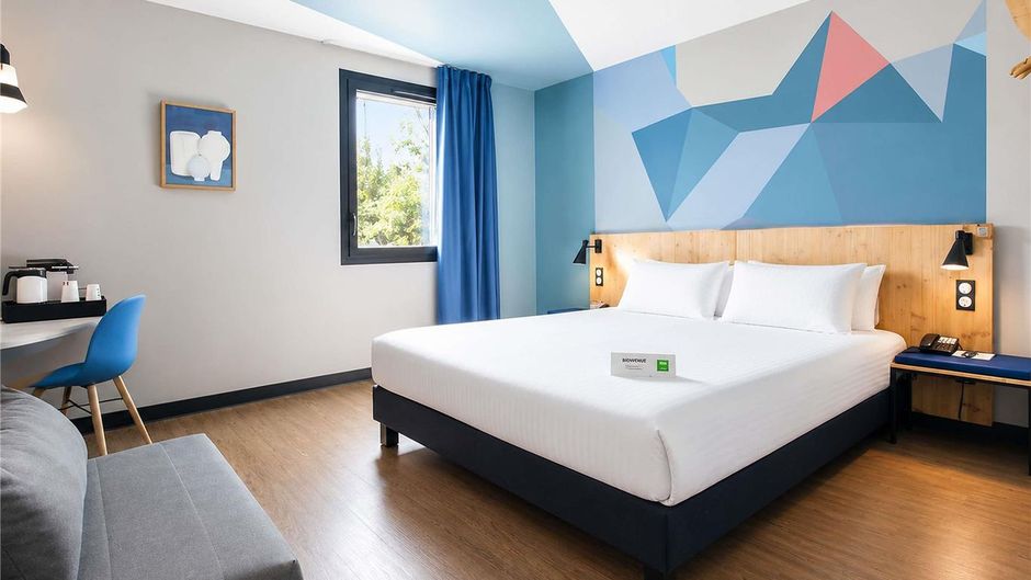 ibis Styles Evry Lisses Exterior