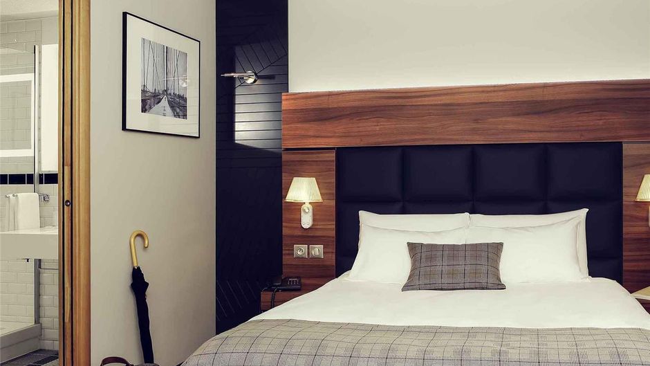 Mercure Centre de Loisirs Room