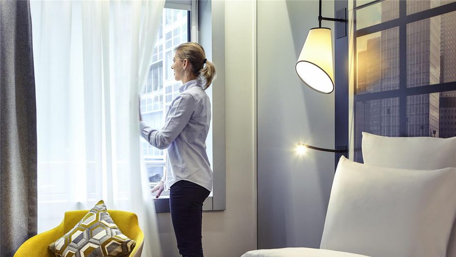 Mercure Paris La Defense Grande Arche Room