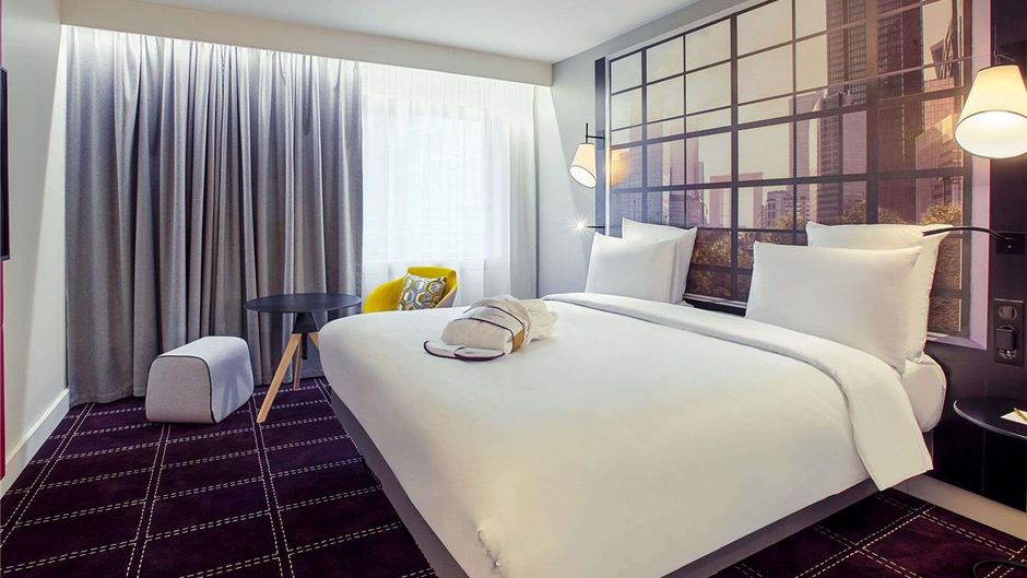 Mercure Paris La Defense Grande Arche Room