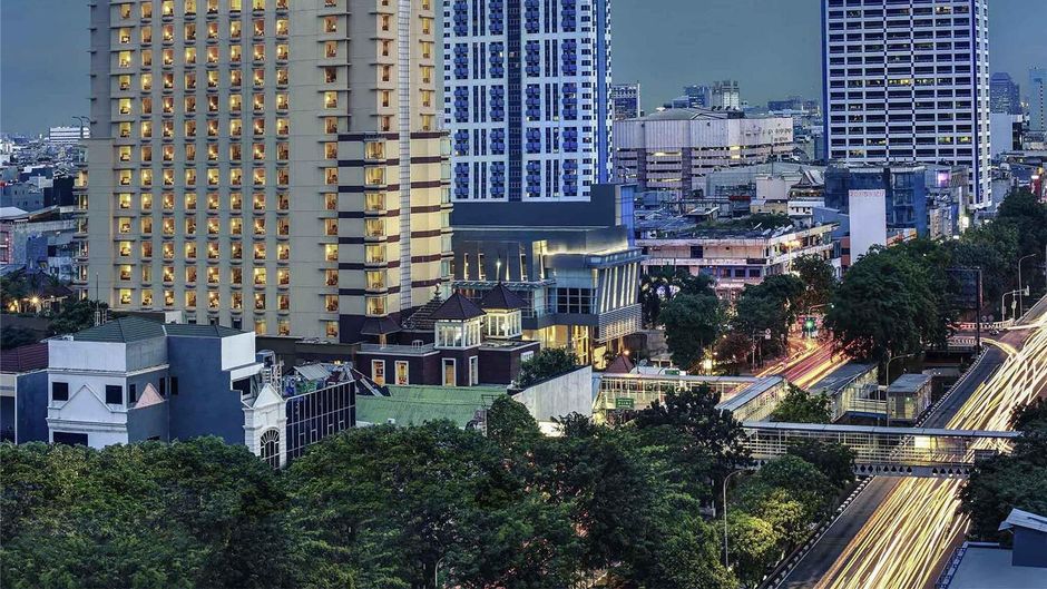 Mercure Jakarta Kota Exterior