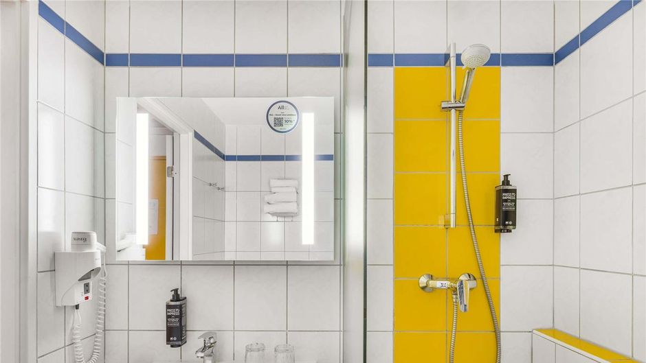 Ibis Styles Budapest City Hotel Room