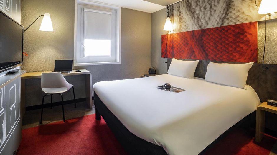 Ibis Paris Porte de Bercy Room