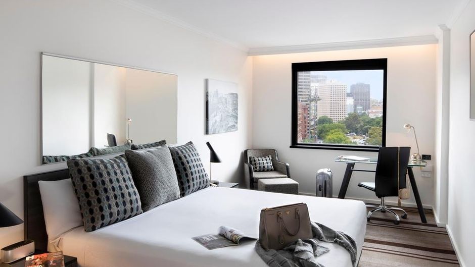 Mercure Sydney Room