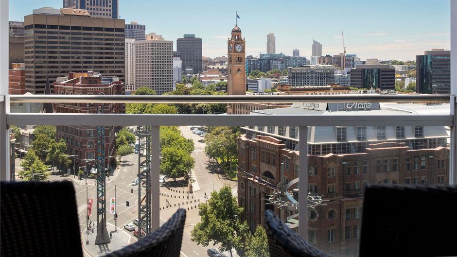 Mercure Sydney Exterior