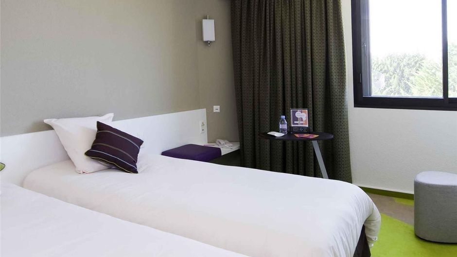 Ibis Styles Bordeaux Airport Room