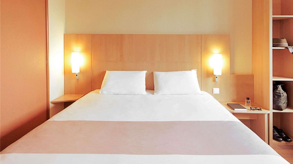 Ibis Charleroi Centre Gare Room