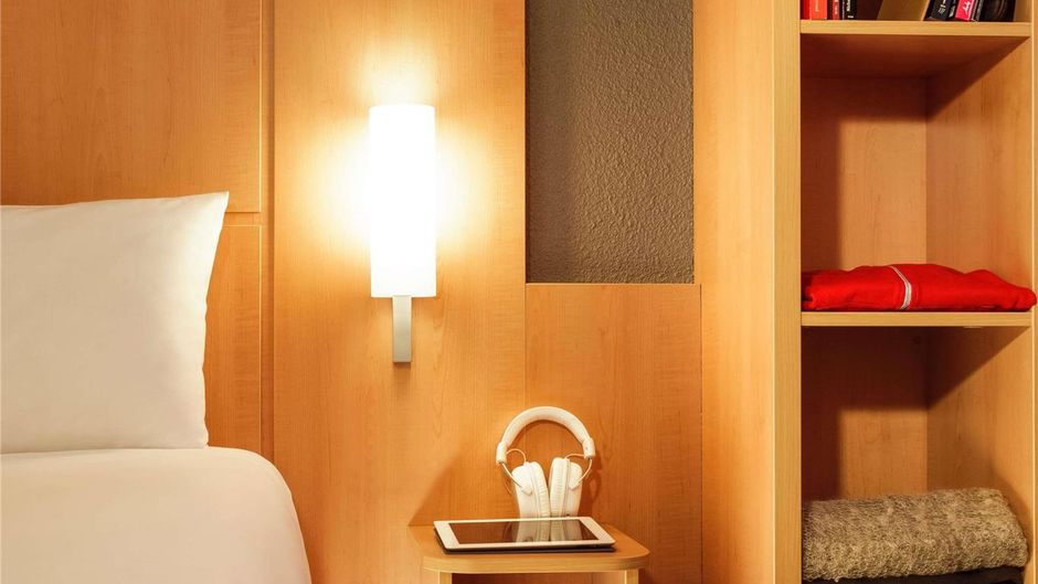 Ibis Charleroi Centre Gare Room