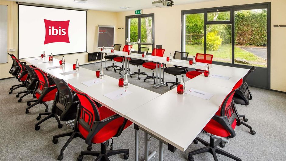 Ibis Coventry South Whitley Meeting