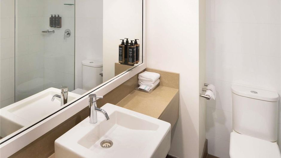 Mercure Sydney Parramatta Room