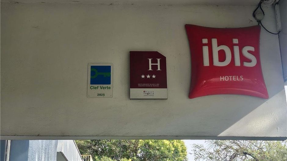 Hotel Ibis Cavaillon Exterior