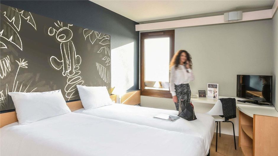 Ibis Charleroi Aeroport Room