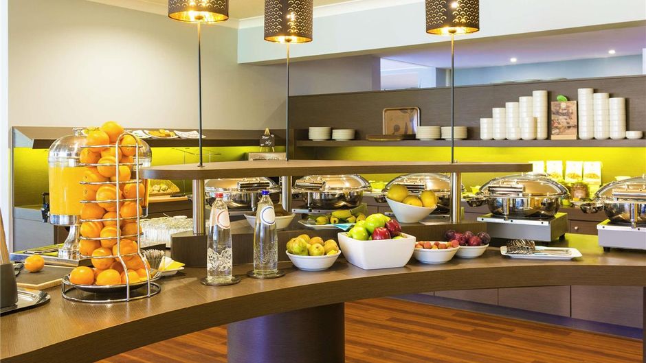Ibis Styles Meeting Ctr Louvain la Neuve Restaurant