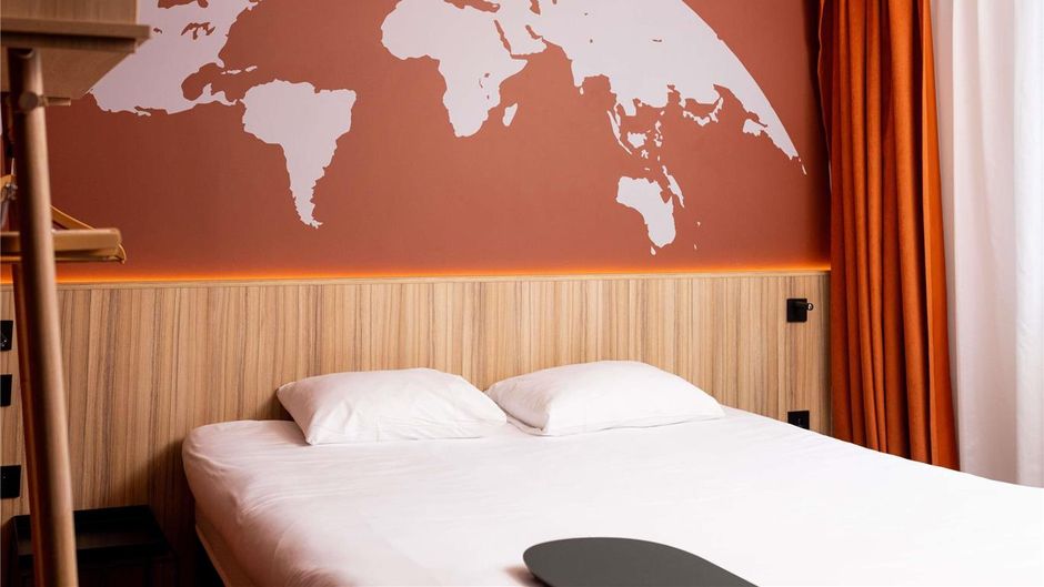 Ibis Styles Lille Aeroport Room