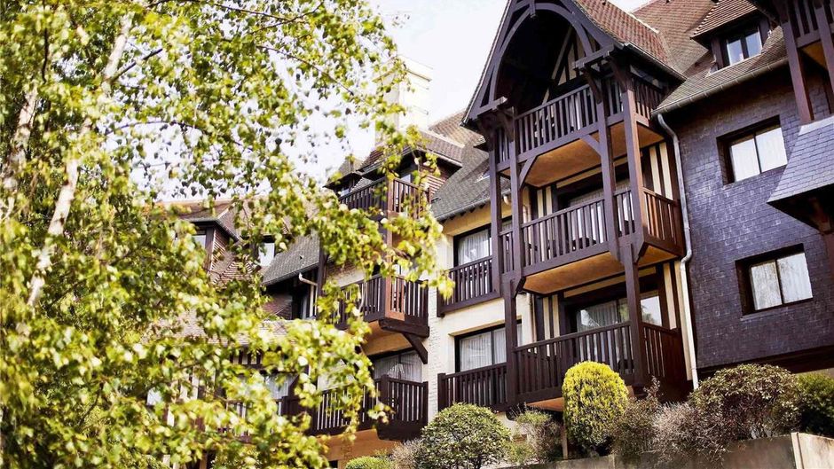 Hotel Mercure Deauville Yacht Club Exterior