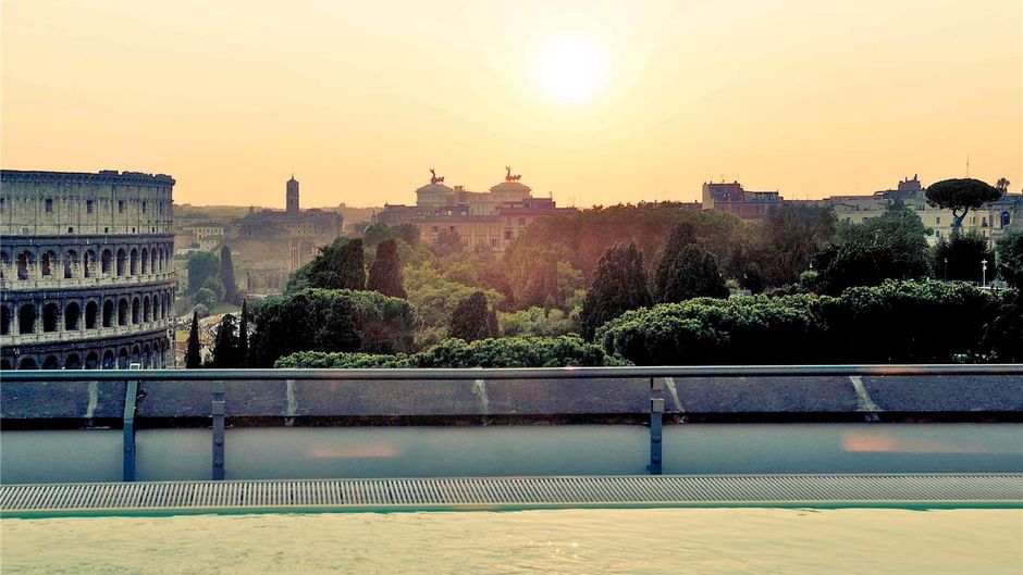 Mercure Roma Centro Colosseo Pool