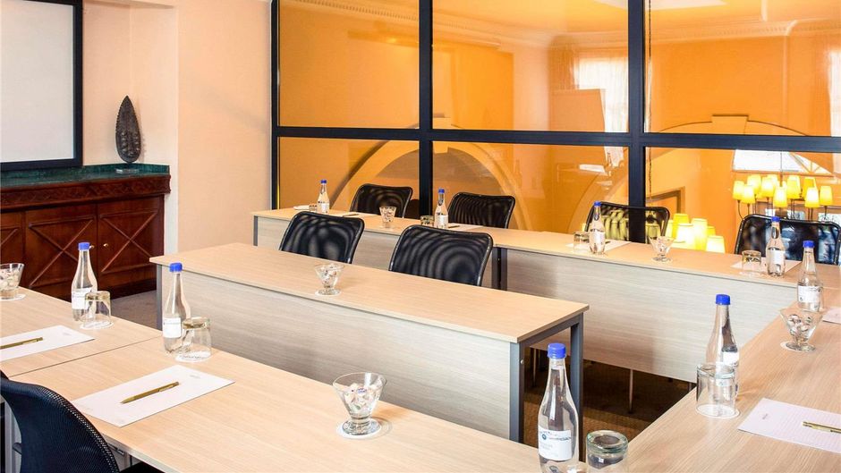 Mercure Hotel Midrand Meeting