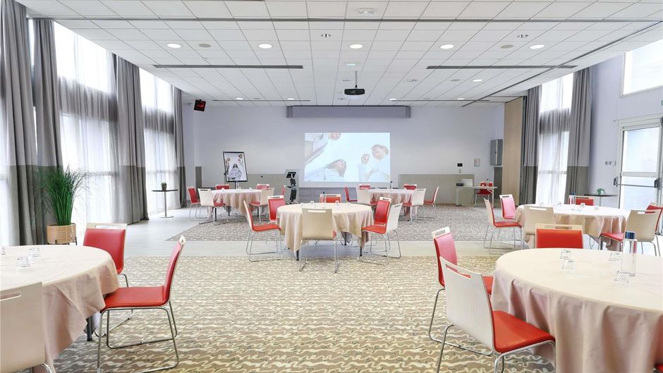 Mercure Grenoble President Other