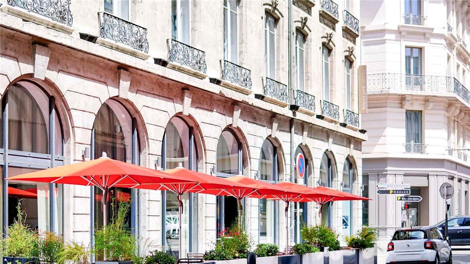 Mercure Plaza Republique Exterior