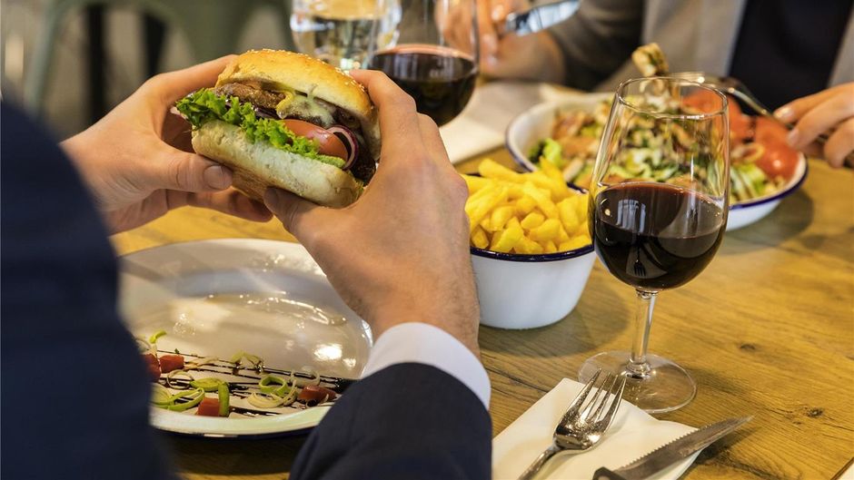 Ibis Zurich Messe Airport Restaurant