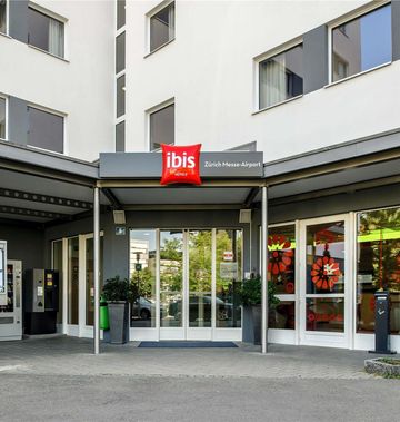 Ibis Zurich Messe Airport