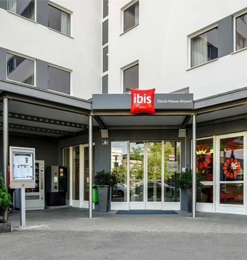 Ibis Zurich Messe Airport